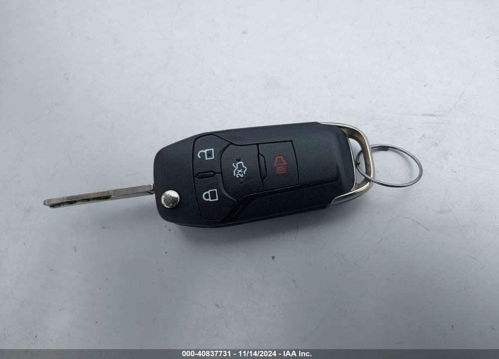 2015 FORD FUSION SE VIN: 3FA6P0H93FR220840