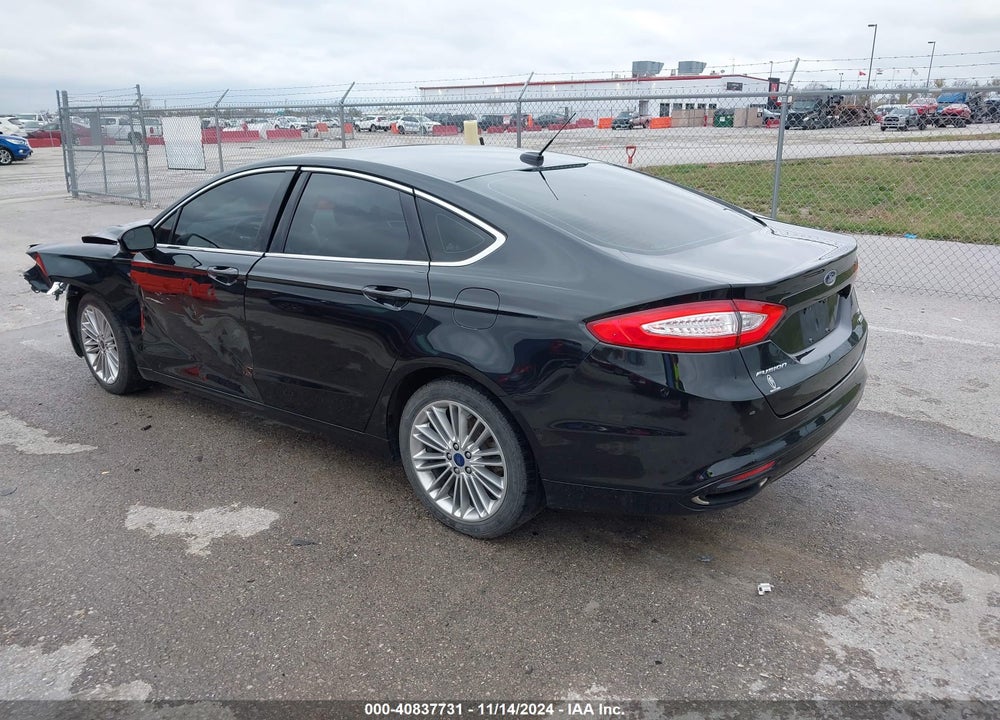 2015 FORD FUSION SE VIN: 3FA6P0H93FR220840