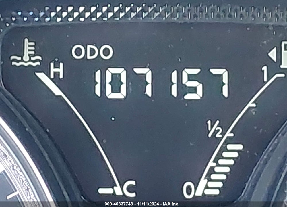 2019 NISSAN VERSA 1.6 SV VIN: 3N1CN7AP1KL838839