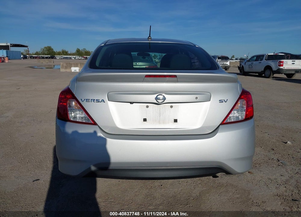 2019 NISSAN VERSA 1.6 SV VIN: 3N1CN7AP1KL838839