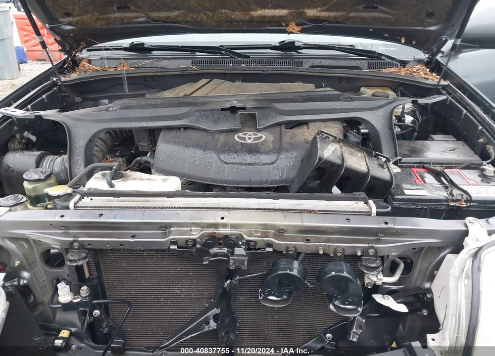 2004 TOYOTA 4RUNNER LIMITED V6 VIN: JTEBU17RX40024489