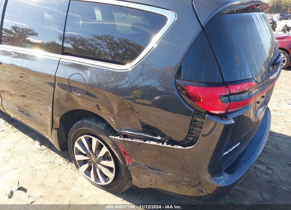 2021 CHRYSLER PACIFICA TOURING L VIN: 2C4RC1BG5MR512234