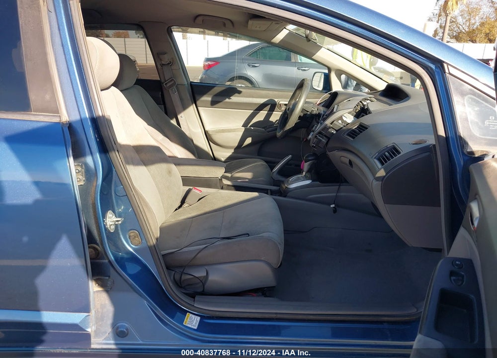 2010 HONDA CIVIC LX VIN: 19XFA1F55AE042236