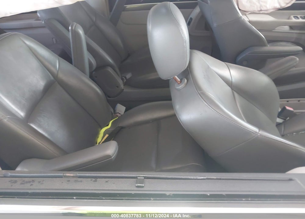 2010 VOLKSWAGEN ROUTAN SE VIN: 2V4RW3D14AR186651