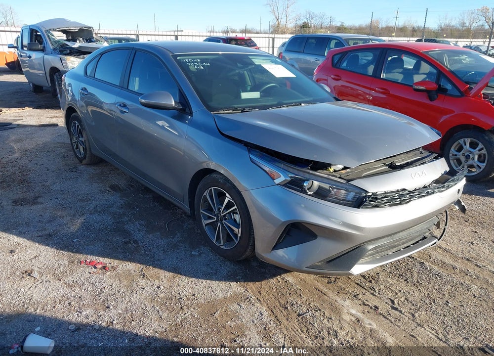 2024 KIA FORTE LXS VIN: 3KPF24AD8RE747198