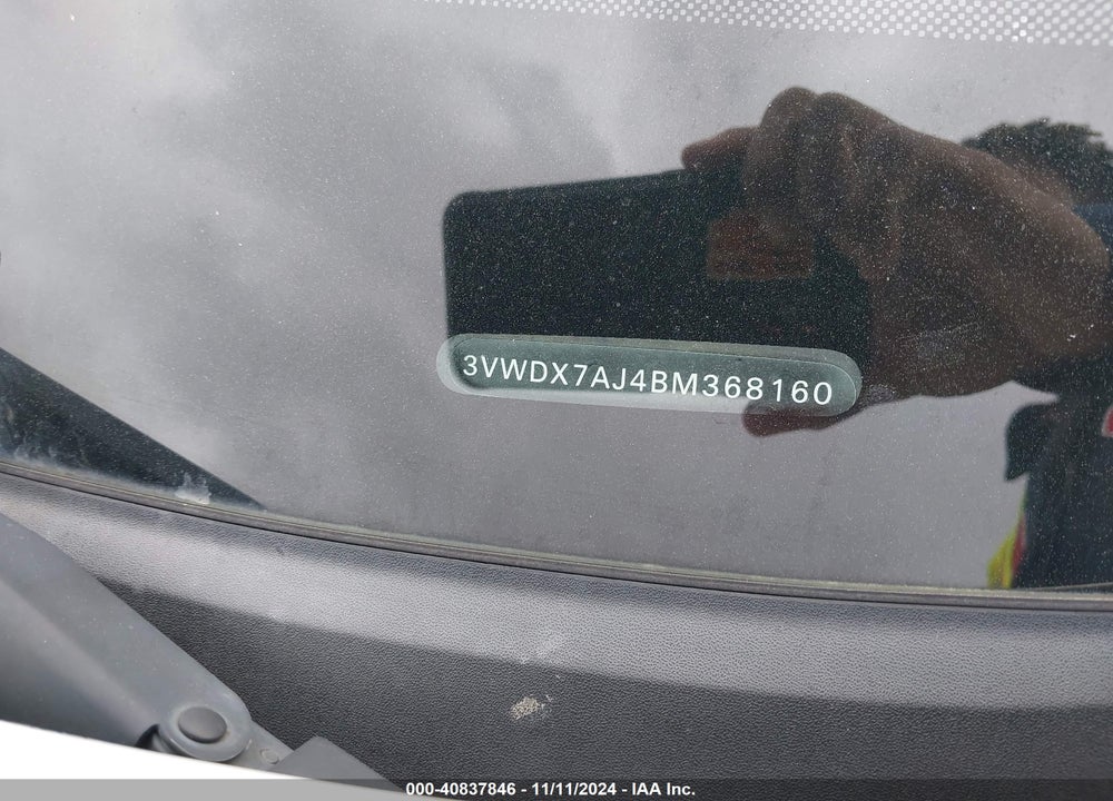 2011 VOLKSWAGEN JETTA 2.5L SE VIN: 3VWDX7AJ4BM368160