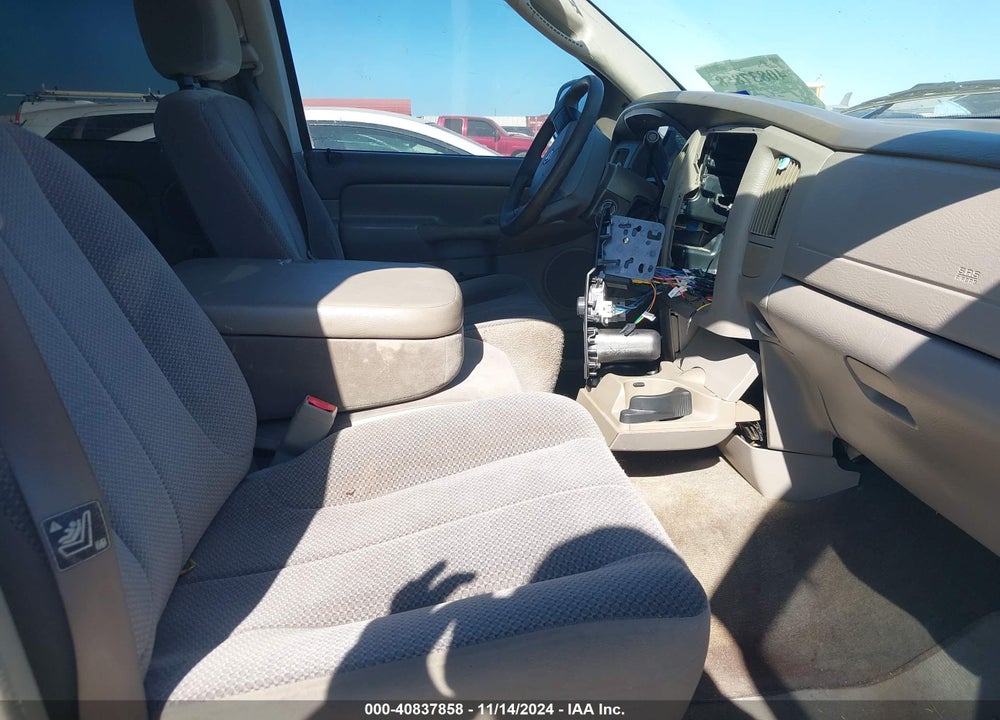 2004 DODGE RAM 1500 SLT/LARAMIE VIN: 1D7HA18N54S758180