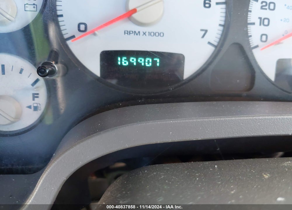 2004 DODGE RAM 1500 SLT/LARAMIE VIN: 1D7HA18N54S758180
