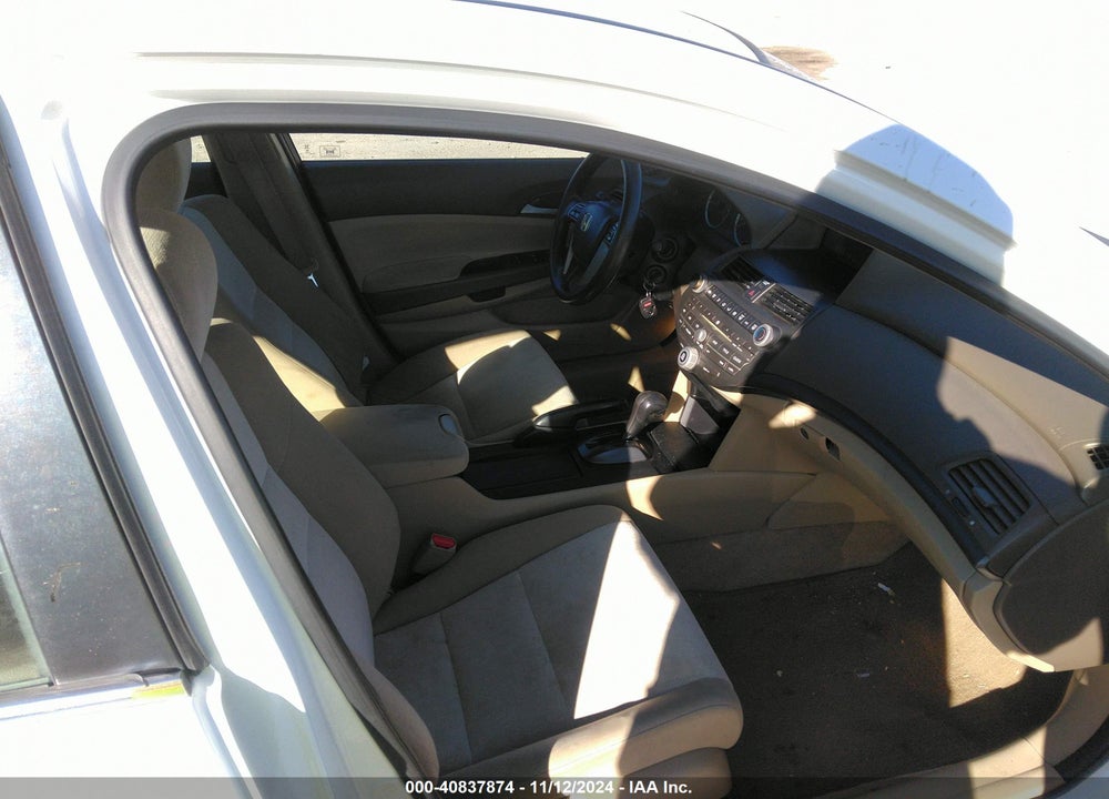 2010 HONDA ACCORD 2.4 LX-P VIN: 1HGCP2F40AA074417