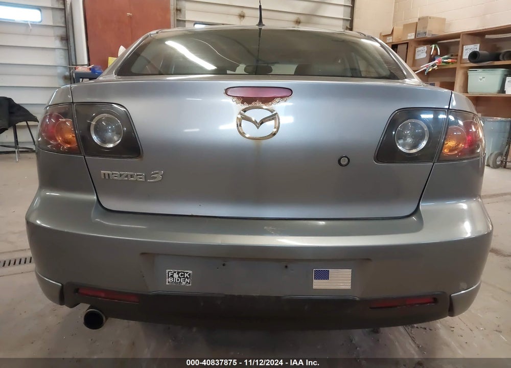 2005 MAZDA 3 S VIN: JM1BK323251275012