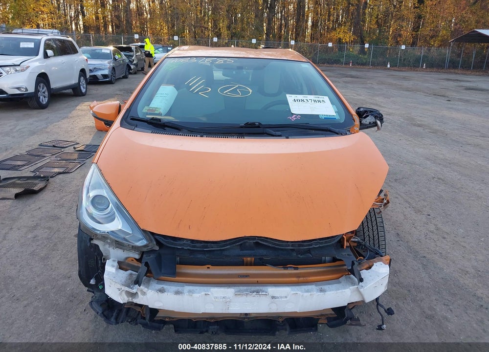 2015 TOYOTA PRIUS C ONE VIN: JTDKDTB3XF1114774