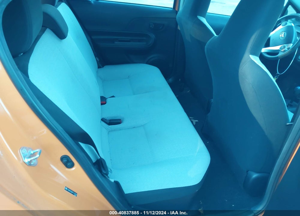 2015 TOYOTA PRIUS C ONE VIN: JTDKDTB3XF1114774