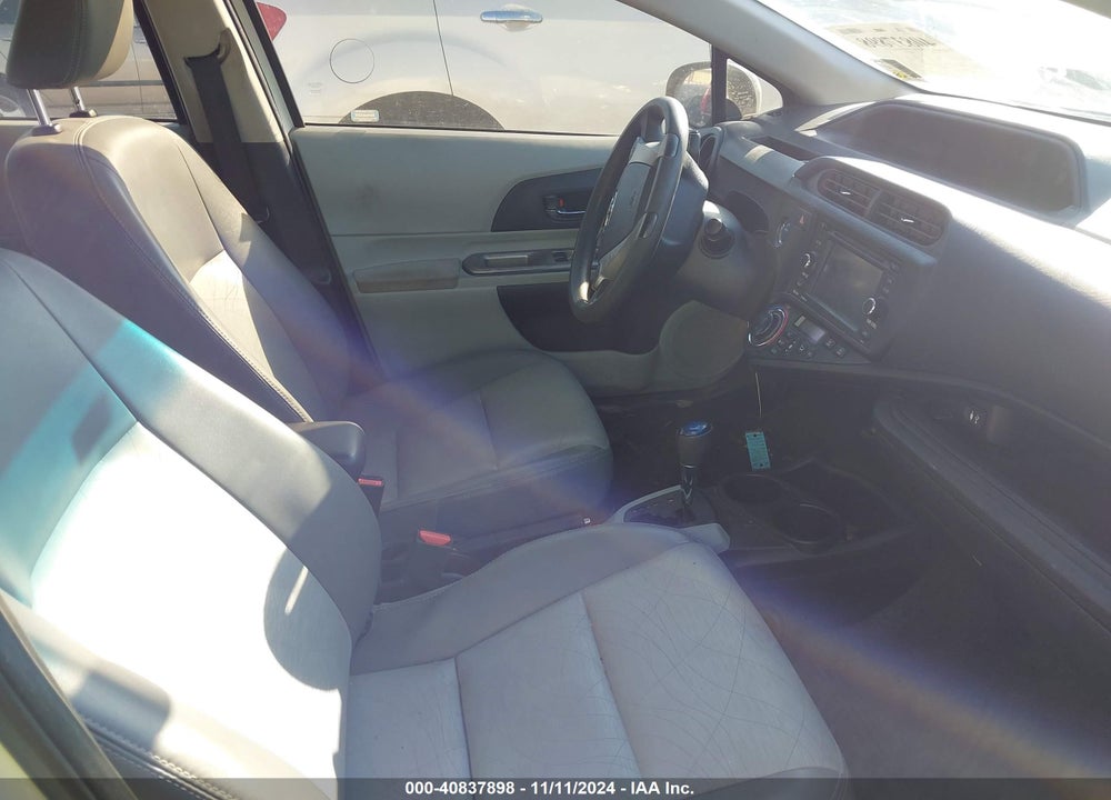 2012 TOYOTA PRIUS C FOUR VIN: JTDKDTB32C1021968