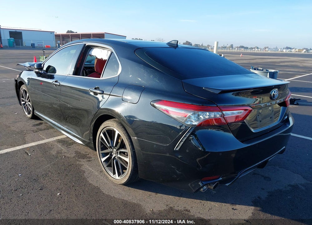 2018 TOYOTA CAMRY XSE V6 VIN: 4T1BZ1HK2JU503979
