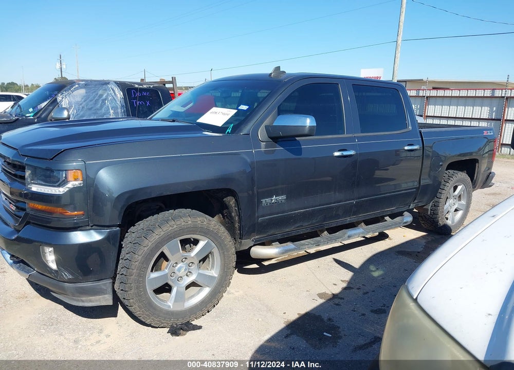 2017 CHEVROLET SILVERADO 1500 2LT VIN: 3GCUKREC5HG446204