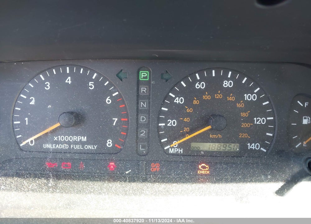1998 TOYOTA AVALON XL VIN: 4T1BF18B5WU219908
