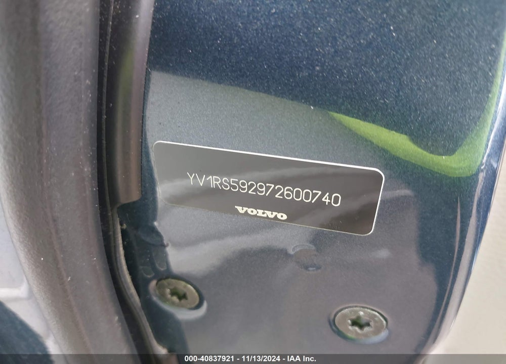 2007 VOLVO S60 2.5T VIN: YV1RS592972600740