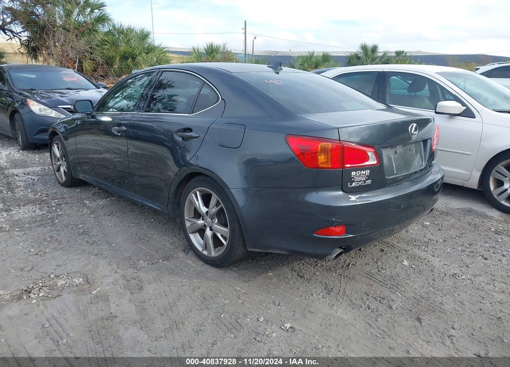 2010 LEXUS IS 250 VIN: JTHBF5C24A5110568
