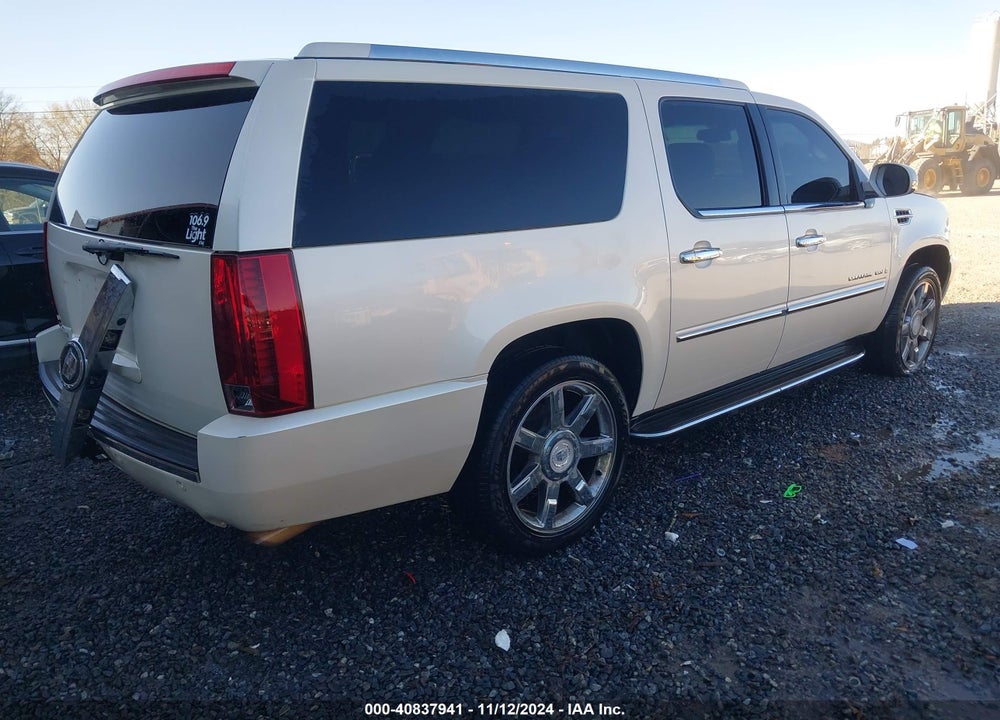 2007 CADILLAC ESCALADE ESV STANDARD VIN: 1GYFK66827R421142