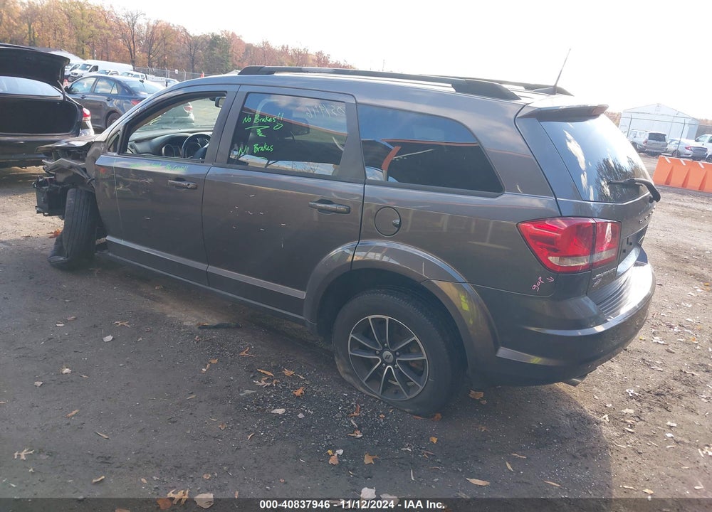2018 DODGE JOURNEY SE AWD VIN: 3C4PDDAG1JT478065