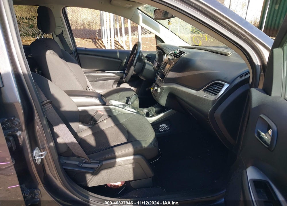 2018 DODGE JOURNEY SE AWD VIN: 3C4PDDAG1JT478065