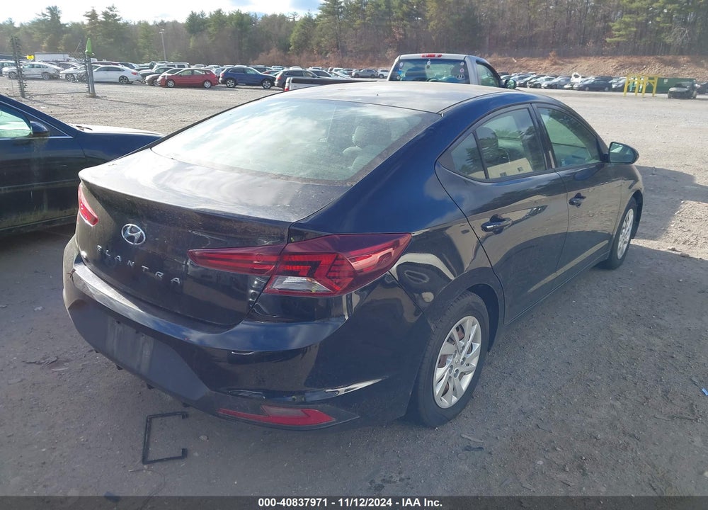 2019 HYUNDAI ELANTRA SE VIN: 5NPD74LF7KH425371