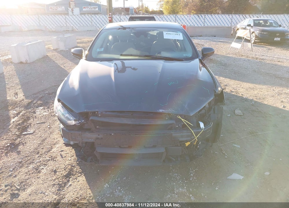 2019 FORD FUSION SE VIN: 3FA6P0HD1KR230104