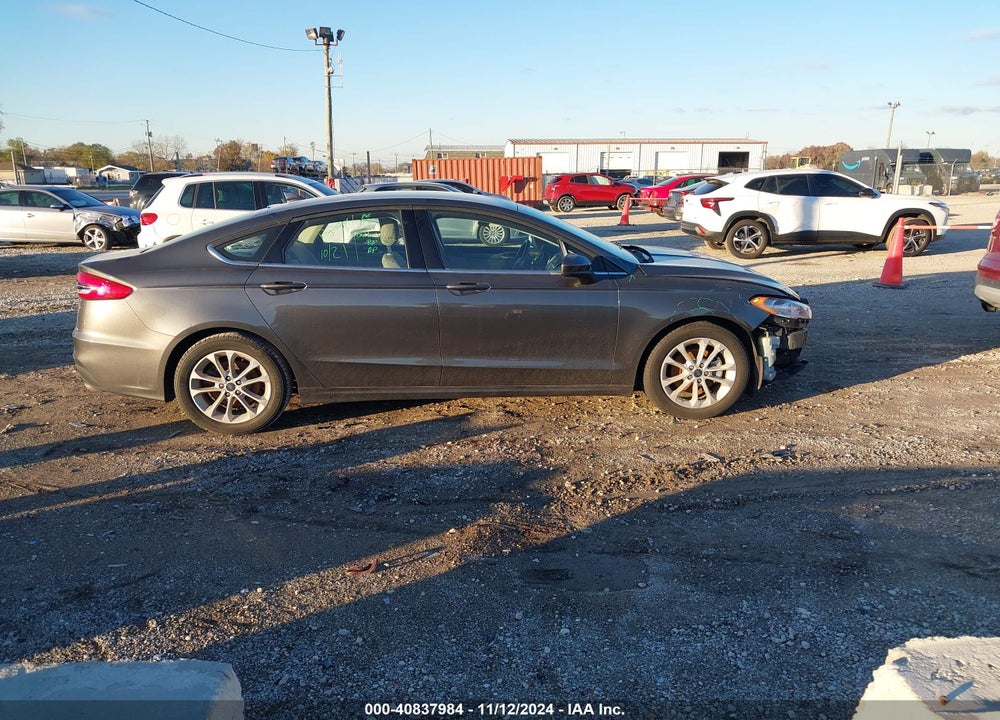 2019 FORD FUSION SE VIN: 3FA6P0HD1KR230104