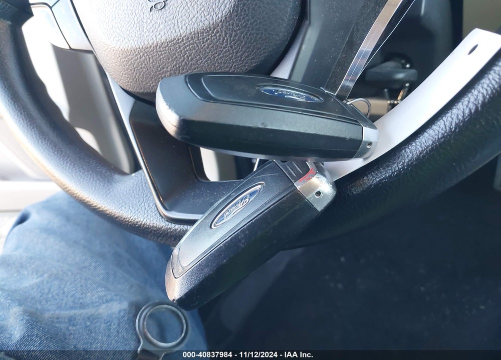 2019 FORD FUSION SE VIN: 3FA6P0HD1KR230104