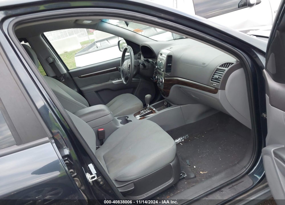 2011 HYUNDAI SANTA FE GLS VIN: 5XYZGDAB8BG015434