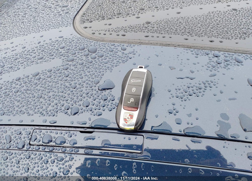 2013 PORSCHE PANAMERA 4S/S VIN: WP0AB2A78DL060909