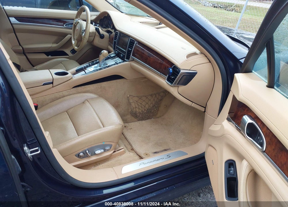 2013 PORSCHE PANAMERA 4S/S VIN: WP0AB2A78DL060909