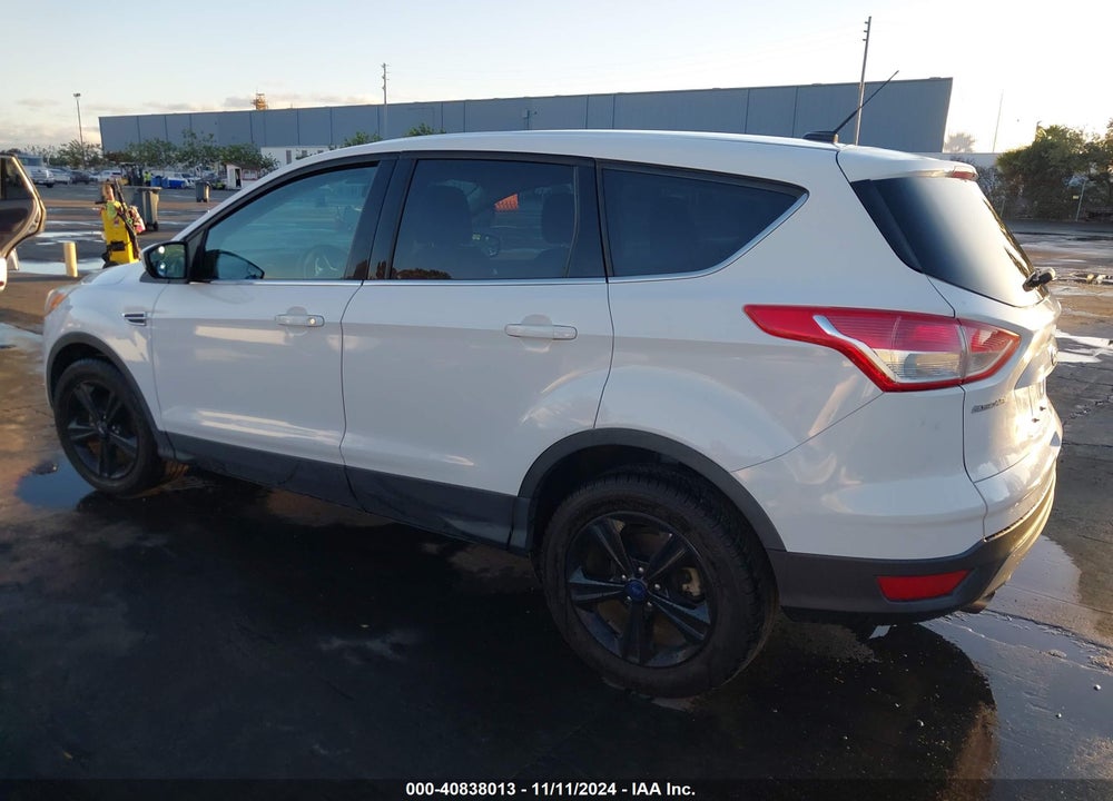 2015 FORD ESCAPE SE VIN: 1FMCU0GXXFUB81402