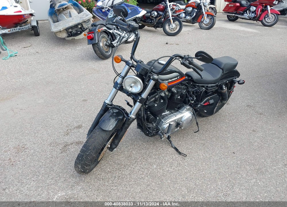 2018 HARLEY-DAVIDSON XL1200 XS VIN: 1HD1LR364JC430158