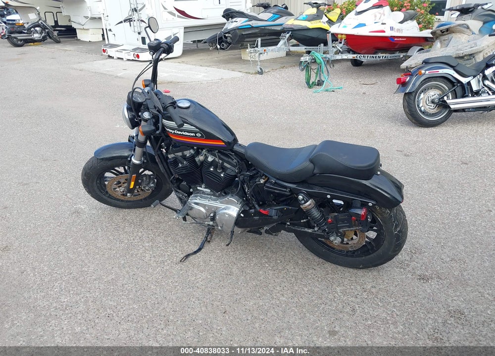 2018 HARLEY-DAVIDSON XL1200 XS VIN: 1HD1LR364JC430158