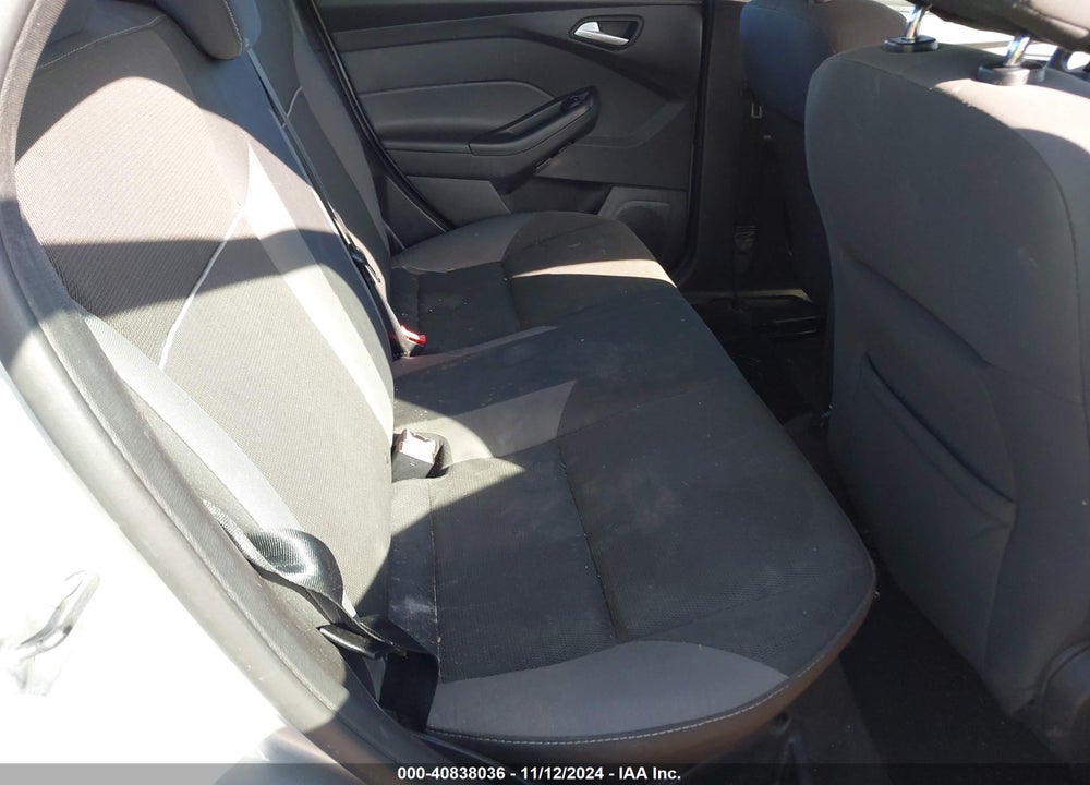 2014 FORD FOCUS SE VIN: 1FADP3F25EL101831