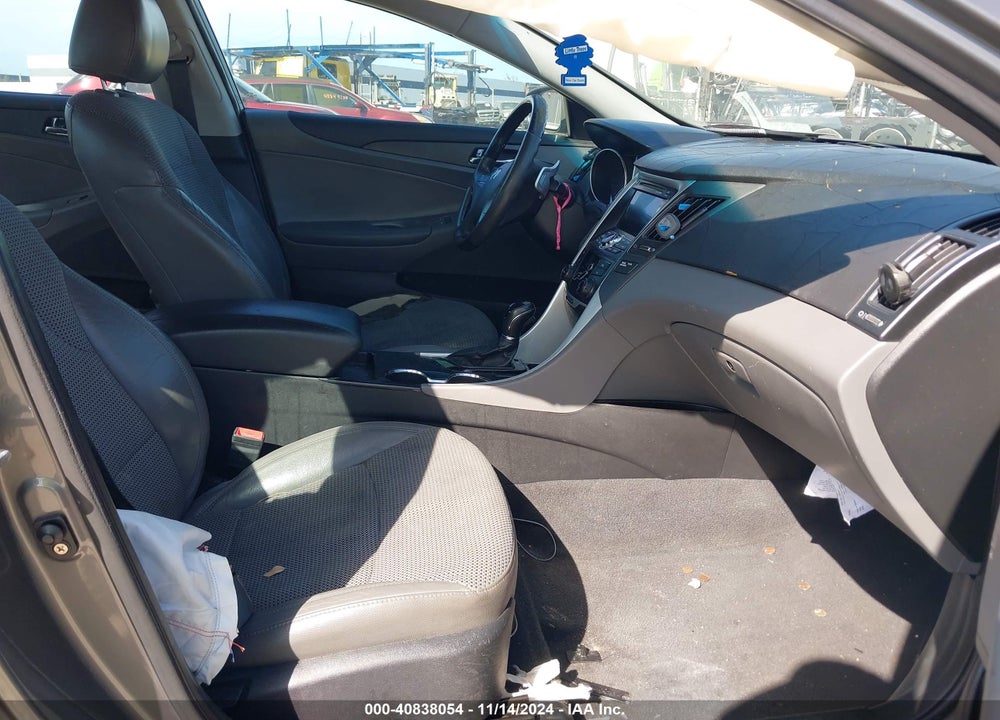 2011 HYUNDAI SONATA SE VIN: 5NPEC4AC6BH181818