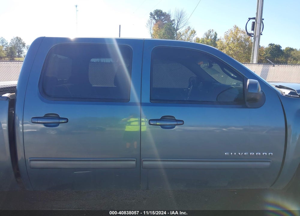 2009 CHEVROLET SILVERADO 1500 LT VIN: 3GCEK23M69G283636