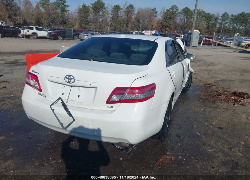 2011 TOYOTA CAMRY LE VIN: 4T1BF3EK1BU693042