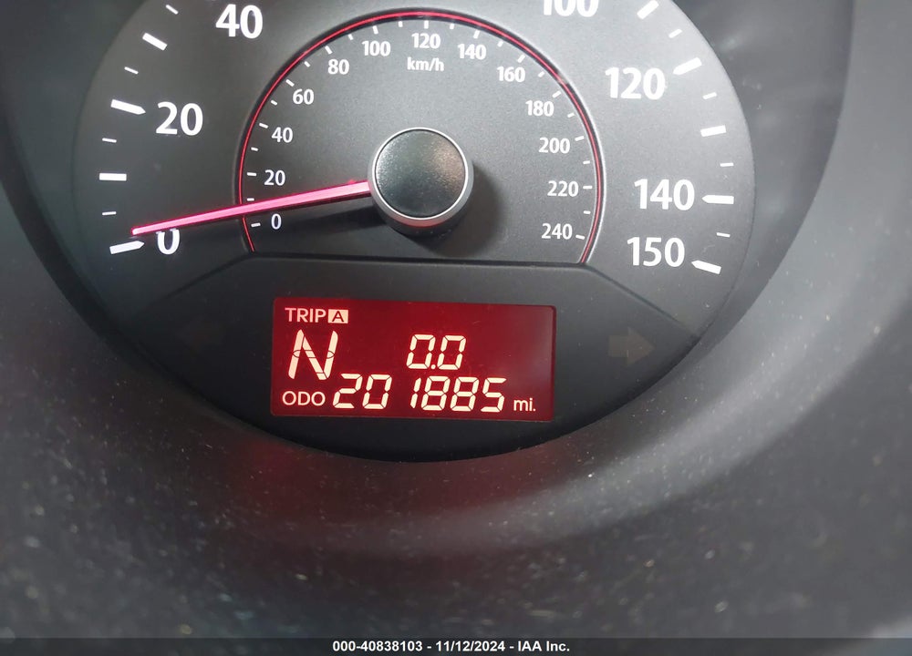 2012 KIA SORENTO LX VIN: 5XYKT3A17CG240251