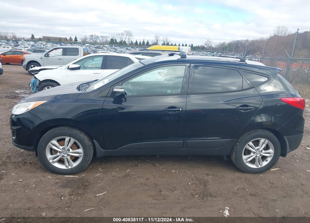 2012 HYUNDAI TUCSON GLS VIN: KM8JUCAC8CU403347