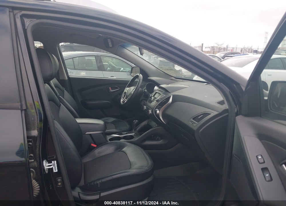 2012 HYUNDAI TUCSON GLS VIN: KM8JUCAC8CU403347