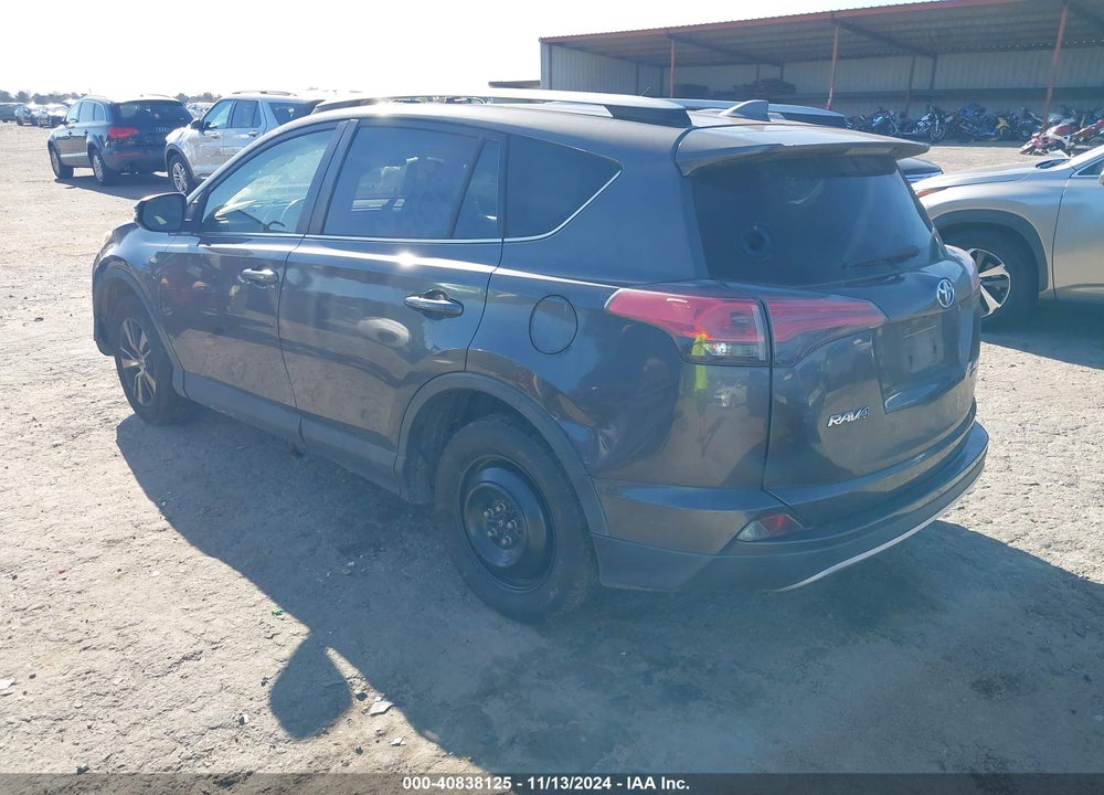 2017 TOYOTA RAV4 XLE VIN: JTMRFREV8HJ161930