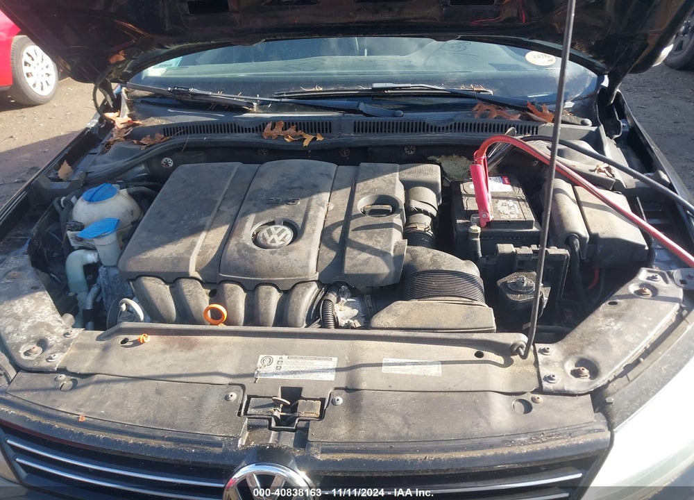 2013 VOLKSWAGEN JETTA 2.5L SE VIN: 3VWDP7AJ4DM427467