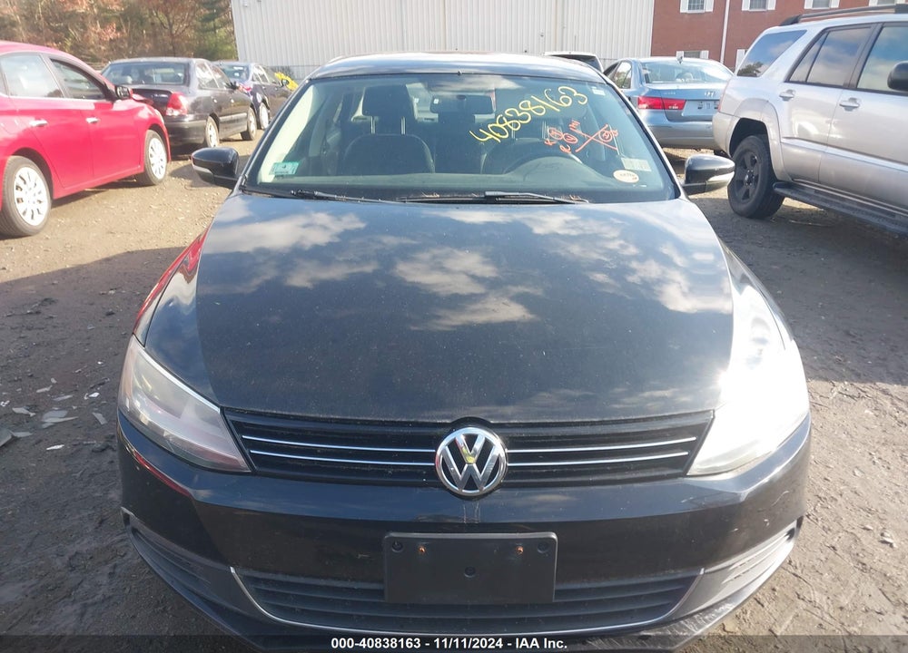 2013 VOLKSWAGEN JETTA 2.5L SE VIN: 3VWDP7AJ4DM427467