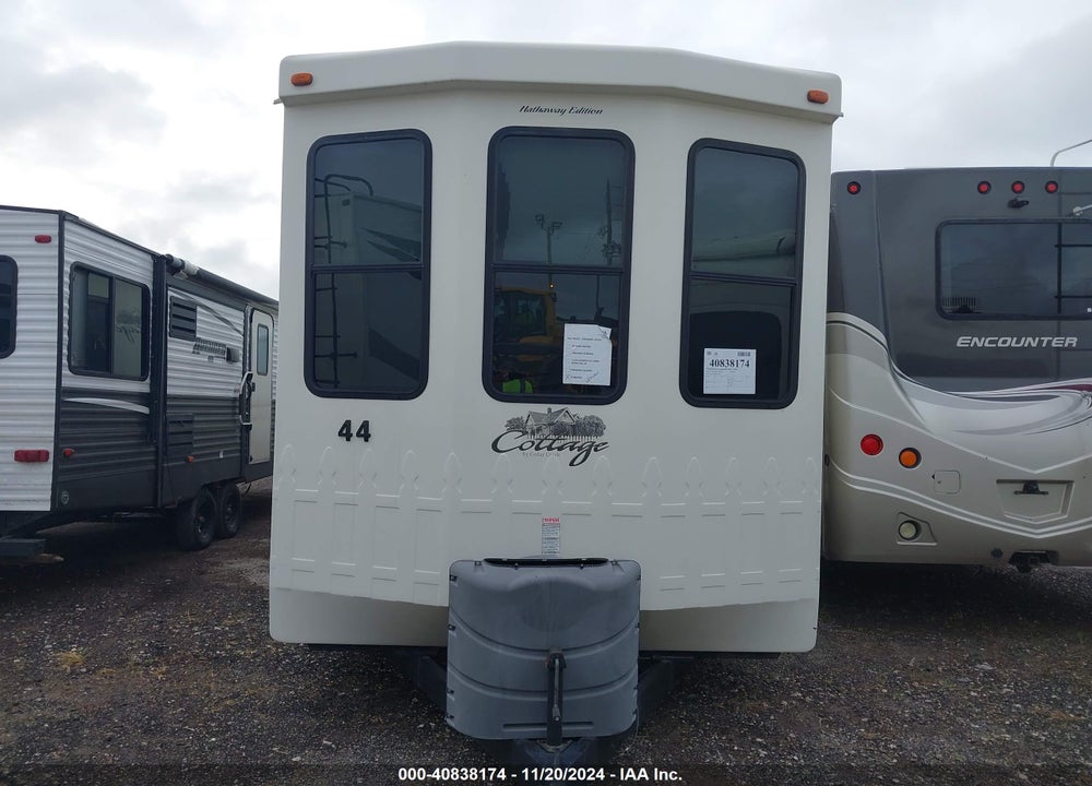 2016 CEDAR CREEK COTTAGE VIN: 4X4TCRS2XGS214218