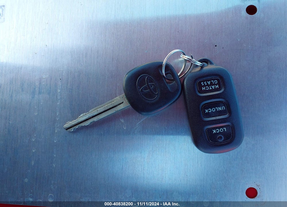 2006 TOYOTA MATRIX/XR VIN: 2T1KR32E96C575964