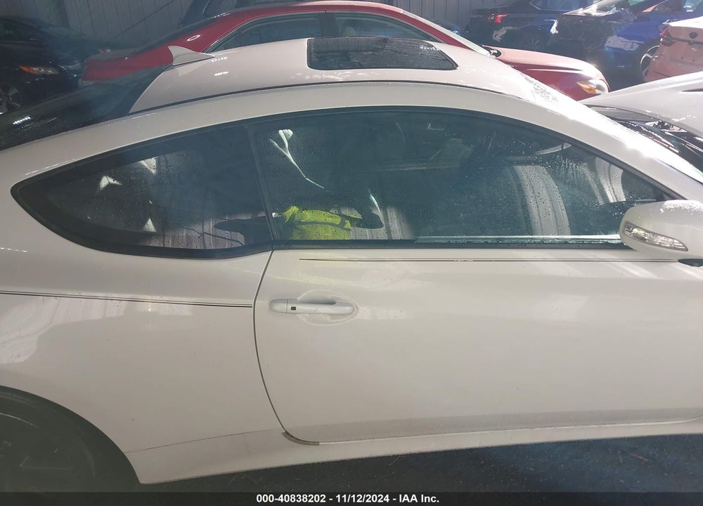 2015 HYUNDAI GENESIS 3.8 ULTIMATE VIN: KMHHU6KJ2FU123571