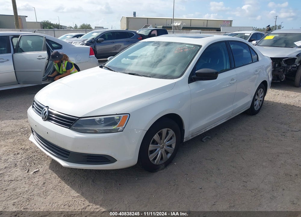 2013 VOLKSWAGEN JETTA 2.0L S VIN: 3VW1K7AJXDM268780