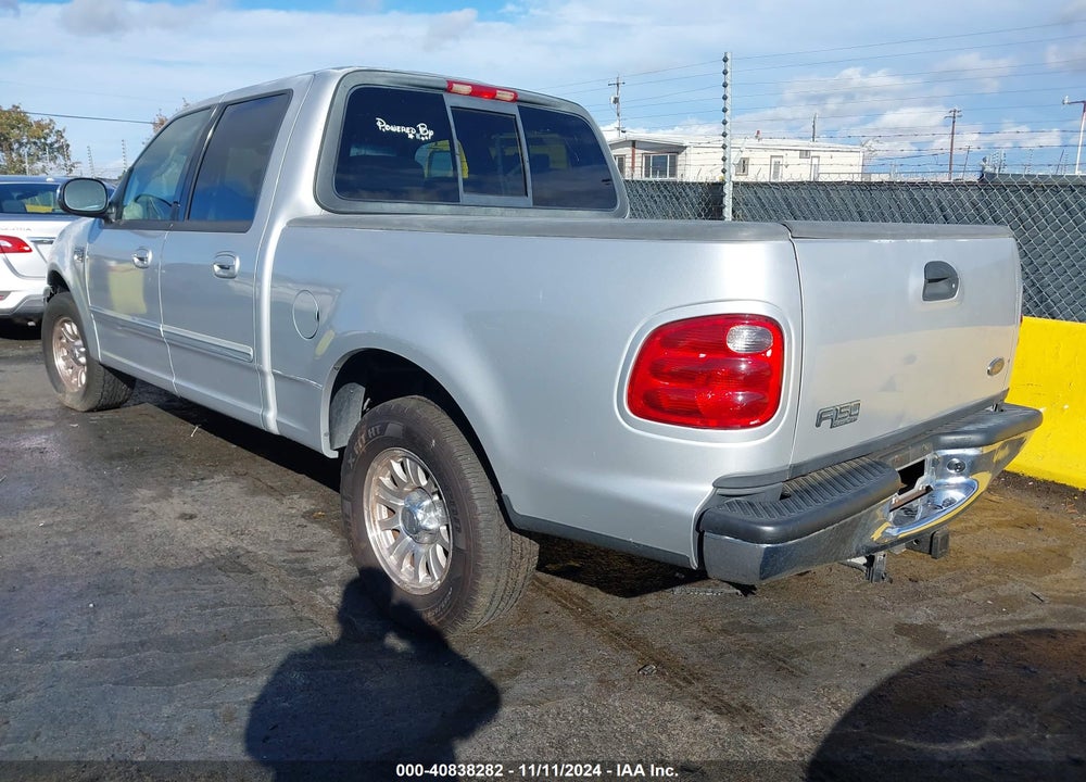 2002 FORD F-150 LARIAT/XLT VIN: 1FTRW07L82KB82589